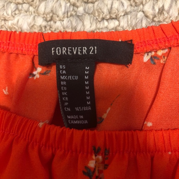 Forever 21 smocked top - Picture 2 of 3
